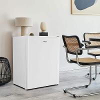 Frigobar Philco PFG85B com Controle de Temperatura e Porta Reversível – Branco