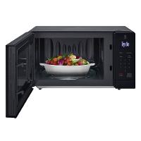 Forno de Micro-ondas LG NeoChef MS3033D com Função limpa fácil e Receitas Pré-programadas - 30 litros - 3