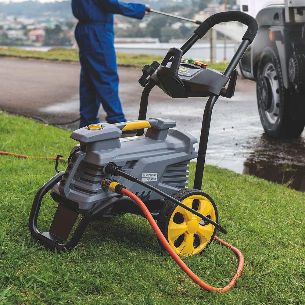 Lavadora de Alta Pressão Tramontina 2100W de Potência e 2300 Psi, Sistema Stop Total - Preta e Amarela - 2
