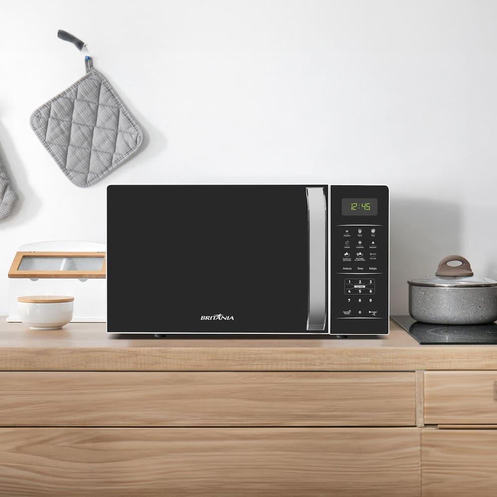 Micro-ondas Britânia BMO23 20L Limpa Fácil 1100W Preto/Branco - 9
