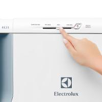 Geladeira Electrolux Degelo Prático RE31 com Controle de Temperatura 240L - Branca - 7