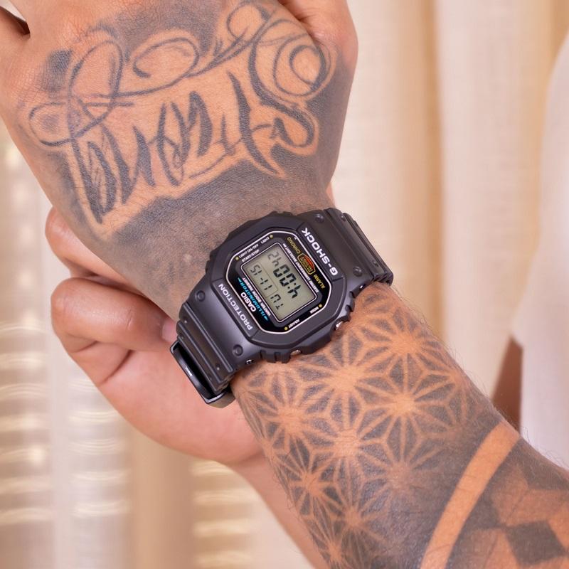 Relógio de Pulso Casio G-Shock Masculino Digital Dw-5600e-1vdf - 2