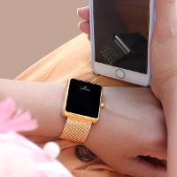 Relógio Feminino Champion Digital Quadrado Dourado CH40080V + Colar e Brincos