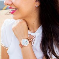 Kit Relógio Feminino Champion Ana Hickmann Analógico AH20088Z Slim Madre Pérola