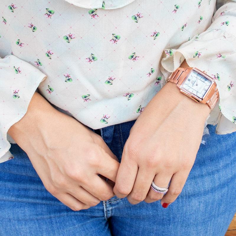 Kit Relógio Feminino Champion Ana Hickmann Rosé Quadrado AH28482Z Cristais - 3