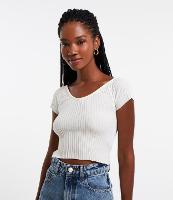 Blusa Manga Curta em Tricô com Decote Ombro a Ombro - 1