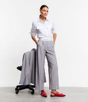 Calça Reta Alfaiatada com Cós Constrastante e Riscas de Giz - 1