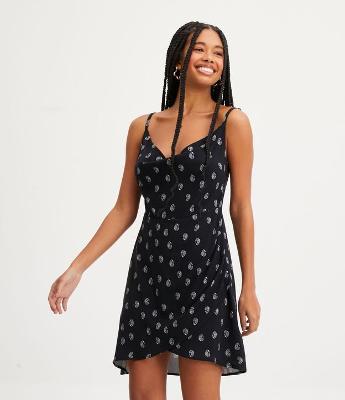 Vestido Curto de Alça em Viscose com Estampa Paisley