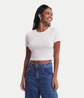 Blusa Cropped Básica em Viscose com Manga Curta