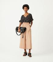 Calça Pantacourt com Elástico no Cós e Bolsos Quadrados - 1