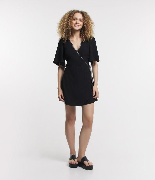 Macaquinho em Linho Manga Curta bufante e Decote V com Transpasse - 1