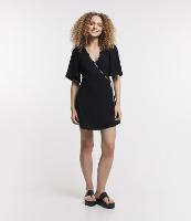 Macaquinho em Linho Manga Curta bufante e Decote V com Transpasse - 1