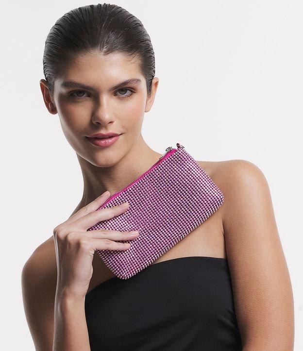 Bolsa Transversal com Alça Corrente e Detalhes em Strass - 1