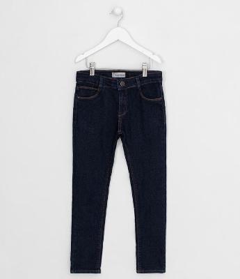 Calça Slim Infantil em Jeans - Tam 5 a 14 anos