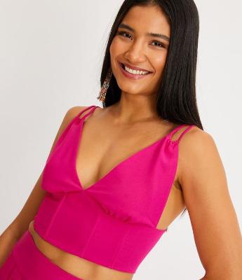 Blusa Cropped Alfaiatada com Barbatanas