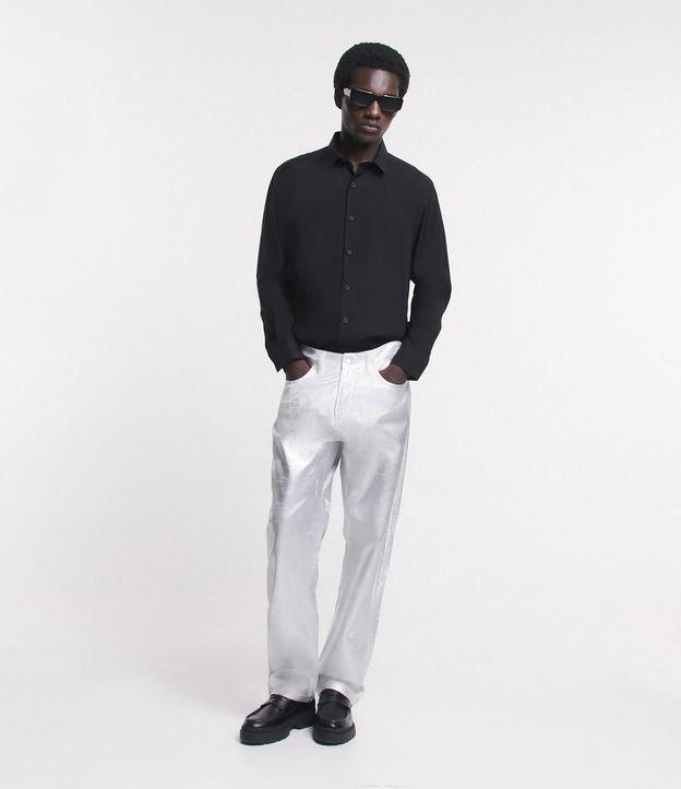 Calça Reta Metalizada em Sarja com Bolsos - 1