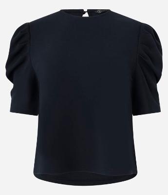 Blusa em Crepe com Manga Bufante e Fechamento nas Costas