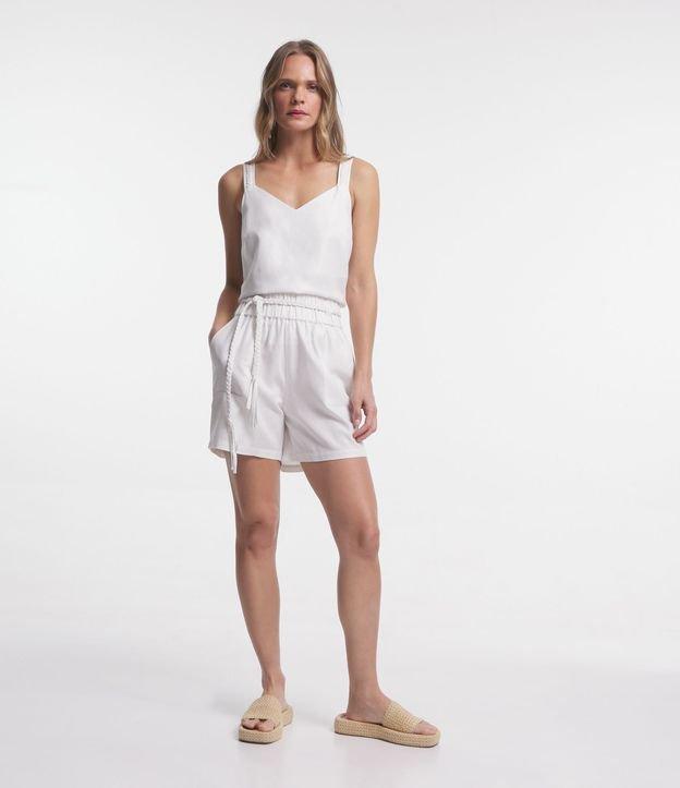 Short Cintura Média em Viscolinho com Corda Trançada e Foil - 1