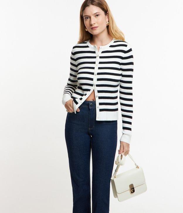 Calça Reta Cintura Média em Jeans com Elastano - 3