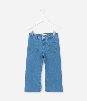 Calça Wide Leg Jeans Infantil com Bolsinhos e Barra Desfiada - Tam 1 a 5 anos