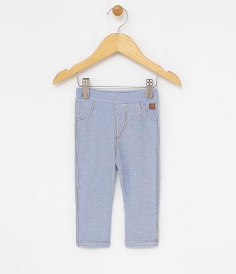 Calça Infantil com Costura Contrastante e Etiqueta de Coraçãozinho - Tam 0 a 18 meses