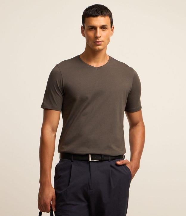 Camiseta Slim em Algodão Peruano com Gola V - 4