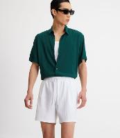 Bermuda com Cós Elástico e Textura Canelada - 1