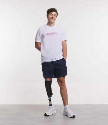 Bermuda Esportiva Running com Cordão no Cós e Bolsos