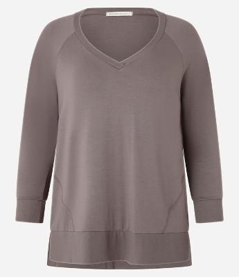 Blusa Básica em Viscose com Manga 3/4 e Decote V