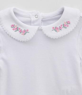 Body Infantil em Suedine com Bordado de Flor na Gola Boneca - Tam RN a 24 meses