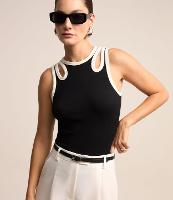 Blusa sem Manga em Ribana com Detalhe Vazado no Ombro - 2