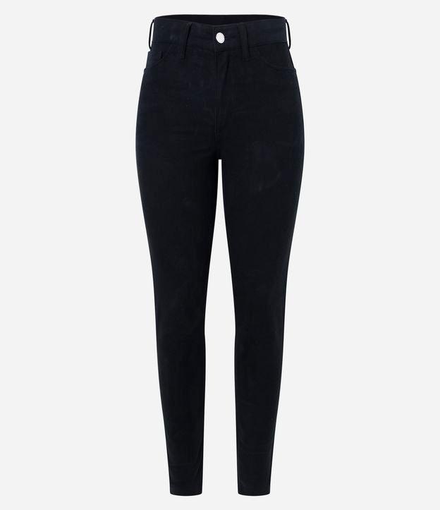 Calça Skinny Básica em Sarja com Cintura Média e Bolsos - 2