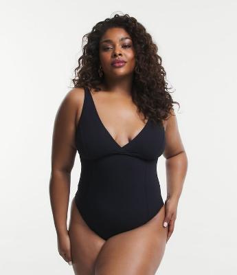 Maiô Triangular em Poliamida com Decote V e Alça Regulável