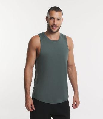 Regata Regular Esportiva com Etiqueta na Barra e Detalhe Contrastante