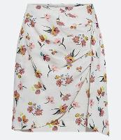 Saia Curta em Linho com Faixa e Flores Estampadas - 2