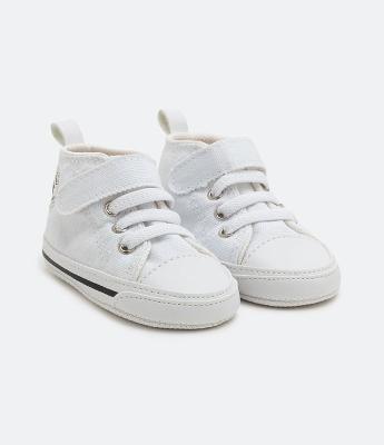 Tênis Infantil com Velcro e Silk Lateral - Tam 0 a 18 meses