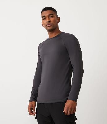 Camiseta Térmica Esportiva com Cava Raglan e Manga Longa