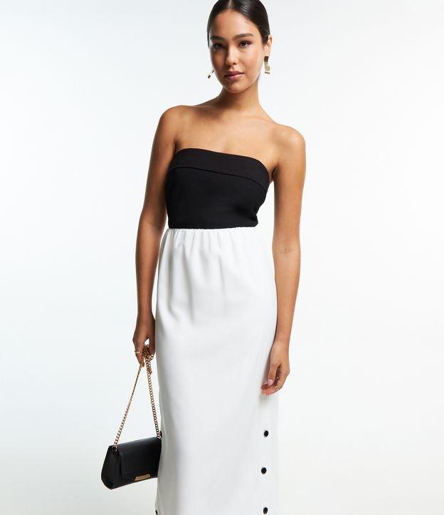 Vestido Tomara que Caia Midi em Viscose com Abotoamento nas Costas - 1