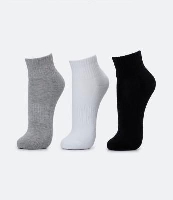 Kit 03 Meias Cano Baixo Esportivas com Sola Atoalhada