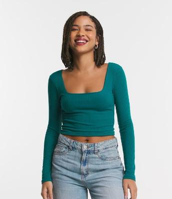 Blusa em Ribana com Decote Quadrado e Textura Canelada