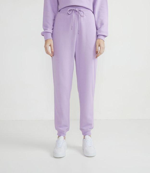 Calça Jogger em Moletom com Cós Elástico e Amarração - 1