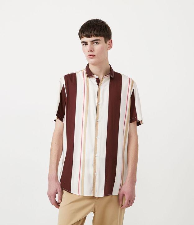 Camisa em Viscose com Listras Irregulares - 1