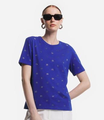 Blusa Manga Curta em Meia Malha com Tachas Aplicadas