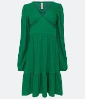 Vestido Curto em Malha Texturizada com Decote V - 2