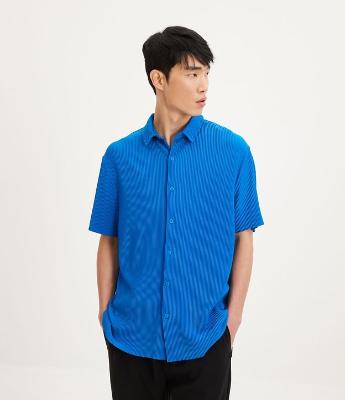 Camisa Slim em Tricoline com Textura Canelada e Gola Colarinho