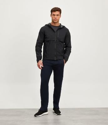 Calça Esportiva com Faixa Laterais e Zíper na Barra