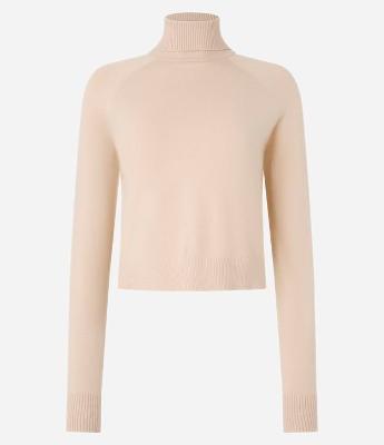 Blusa em Tricô com Gola Alta e Manga Longa