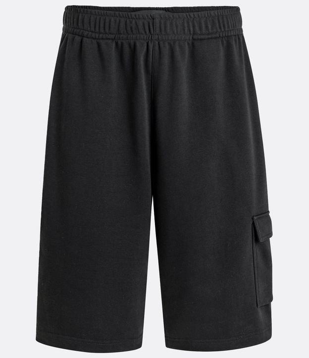 Bermuda Oversized em Moletom com Cós Elástico e Bolso Cargo - 1