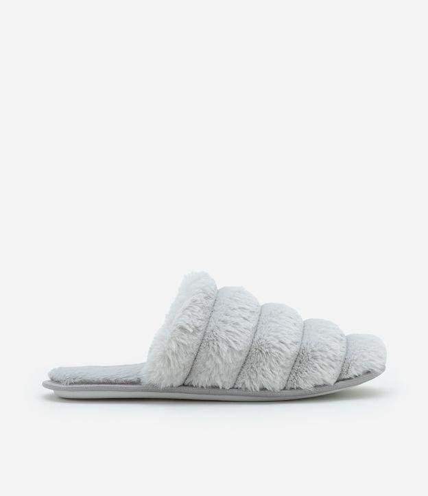 Pantufa Fechada com Gomos e Textura Peluciada - 3