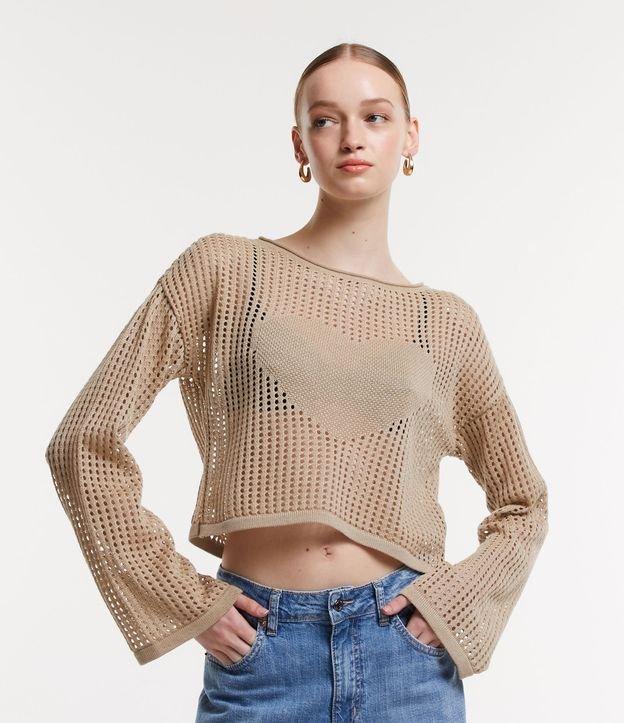 Blusa em Tricô com Ponto Aberto e Coração Frontal - 1